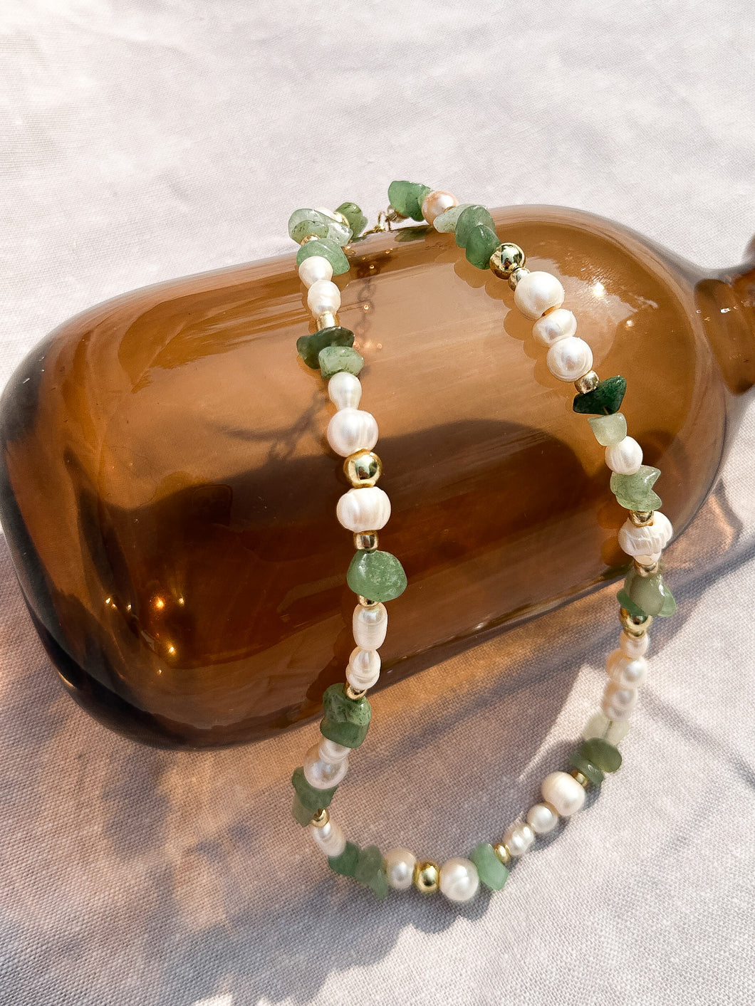 COMO | Freshwater pearl necklace with green aventurine